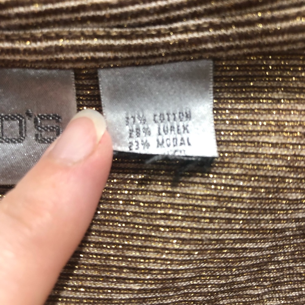 2/$30 Chico’s Taupe Textured Top Gathered Scoop Neck 3/4 Sleeve Blouse Sz 1 (M) - Picture 7 of 10